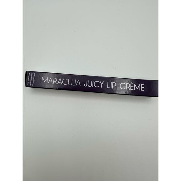 Tarte Maracuja Juicy Lip Crème Cranberry NIB Full Size .07 oz Hydrating Lipstick - Picture 3 of 6